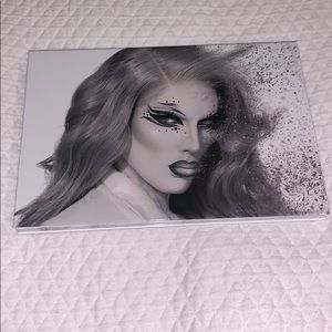 Jeffree Star Cremated Eyeshadow Palette